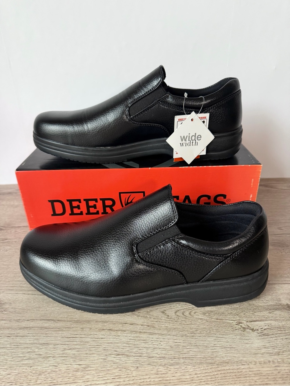 NWT Deer Stags Manager Slip-On Work Shoes Men's 10W Wide Black Oil & Slip Resist